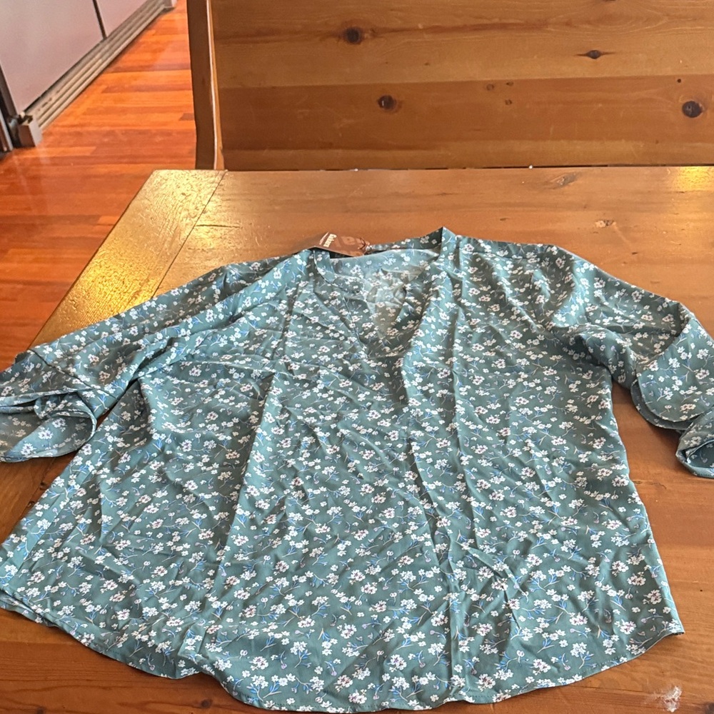 Chic Floral Teal Blouse for Women
